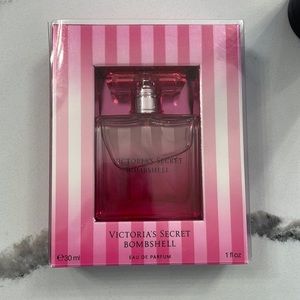 COPY - Victoria’s Secret Bombshell Perfume 1.0 OZ